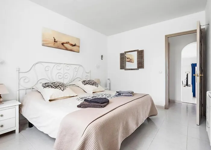 En Alta Mar 公寓 *